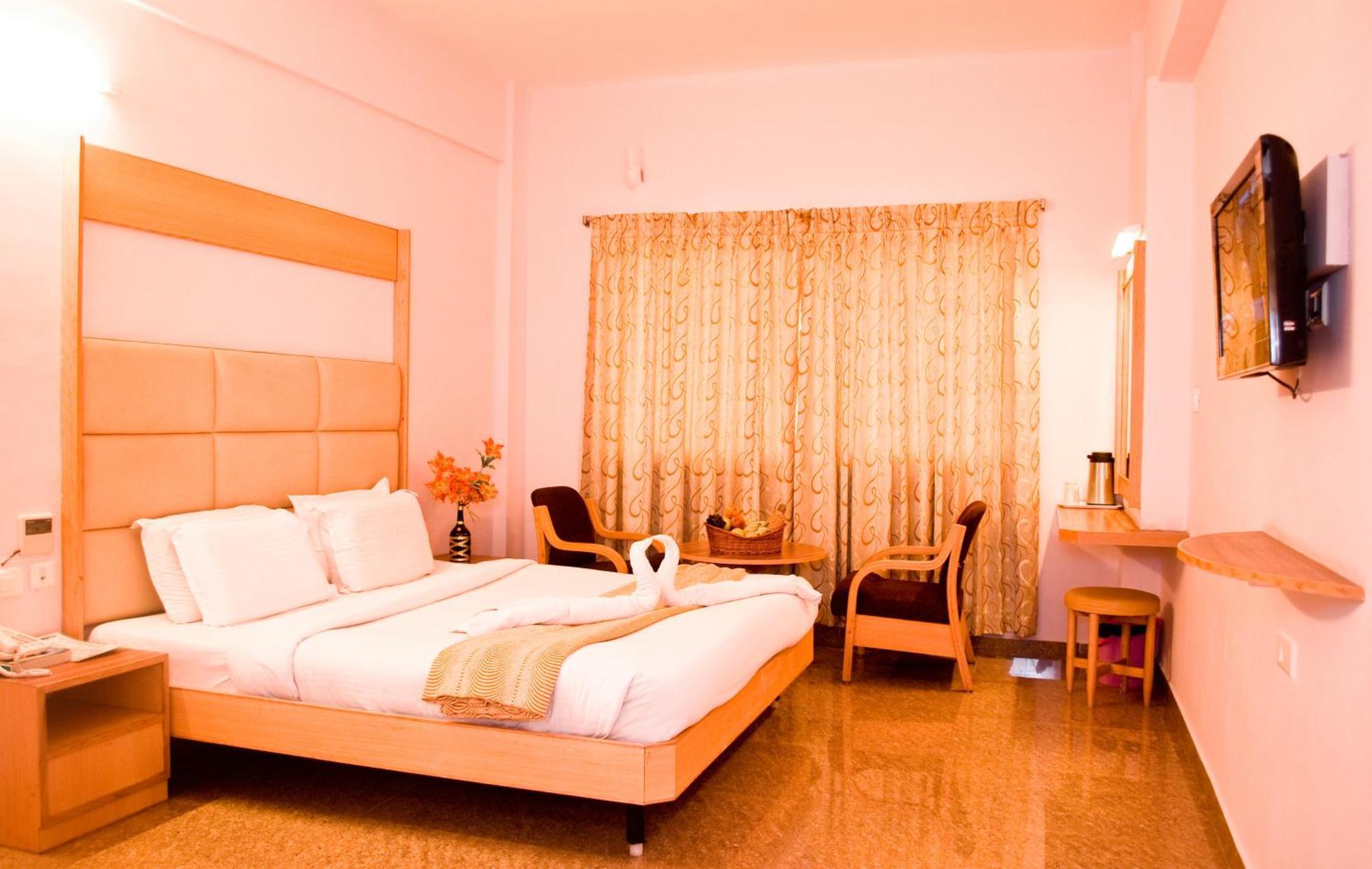 Hotel Rajadhane Мадурай Екстер'єр фото