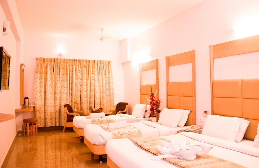 Hotel Rajadhane Мадурай Екстер'єр фото