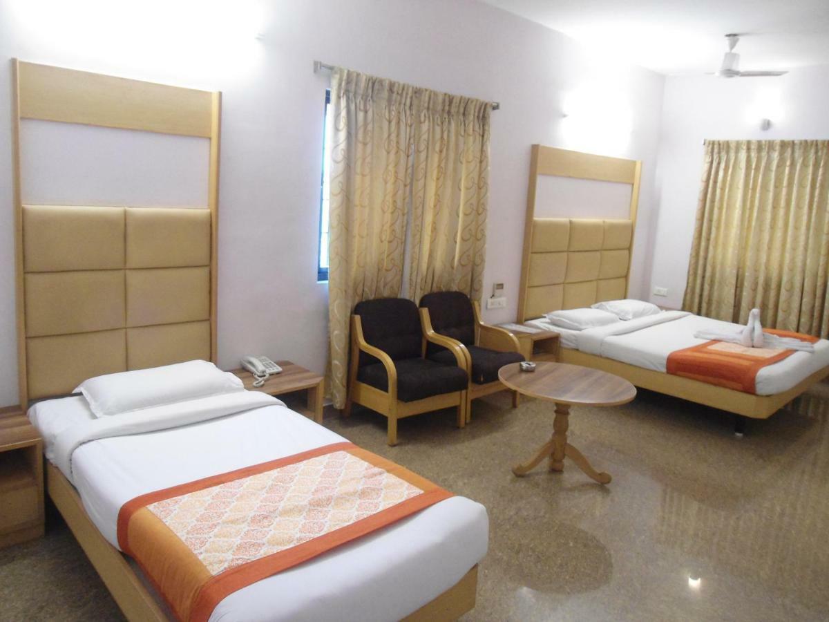 Hotel Rajadhane Мадурай Екстер'єр фото
